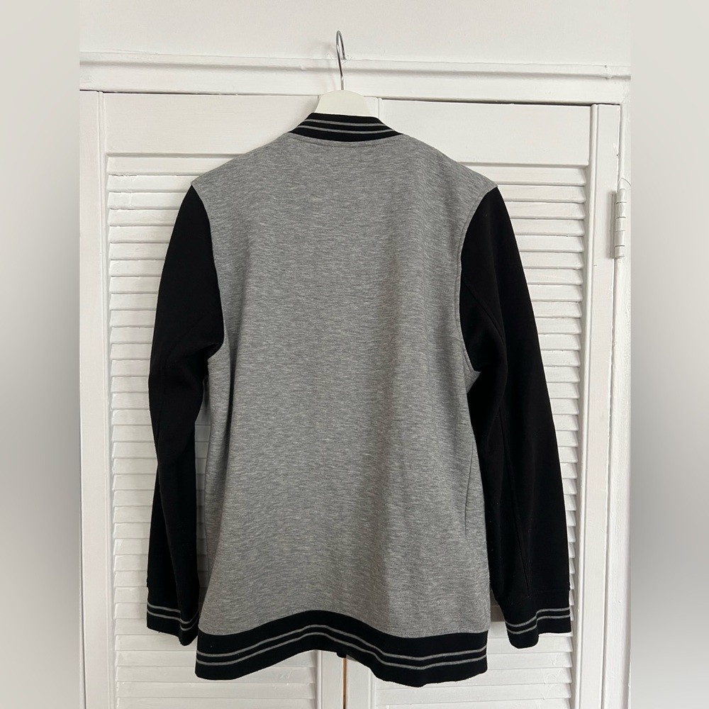 H&M - Lightweight Varsity Style Jacket - Picture 2 of 3